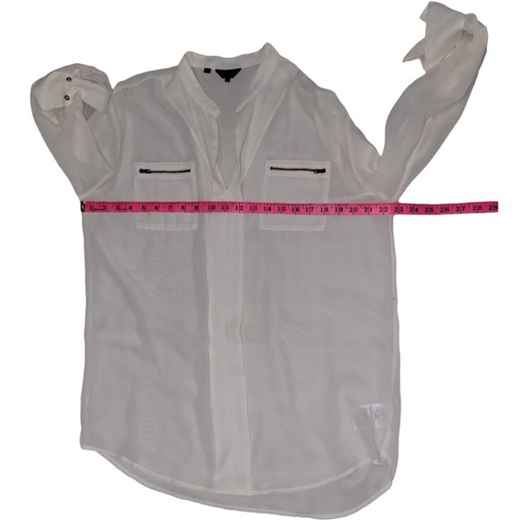 (W) Sheer Blouse From Guess - Picture 3 of 8